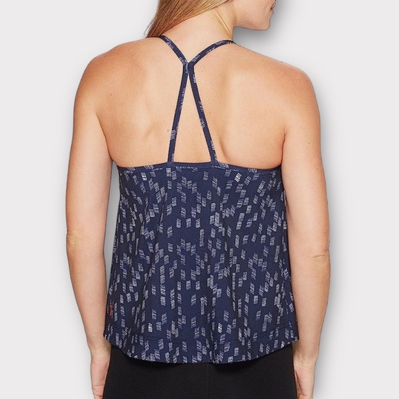 Lucy Unhindered Bra - Picture 3 of 12